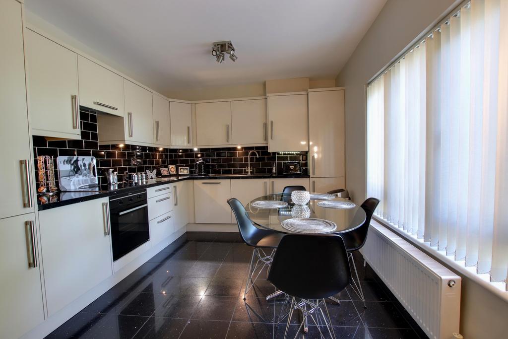 Kitchen/breakfast room