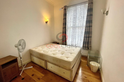 1 bedroom flat to rent, Elgin Avenue, London  W9