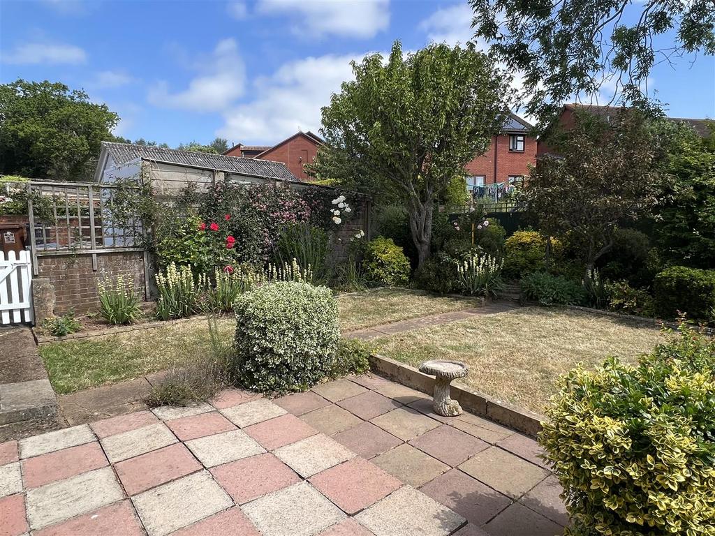 Chancellors Way, Exeter EX4 2 bed bungalow for sale £275,000