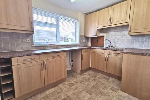 38 Causey Gardens, Exeter, EX1 3SR