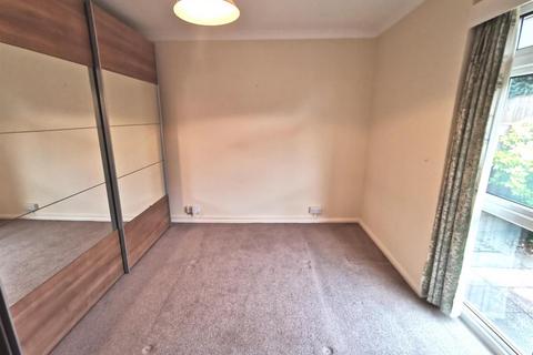 38 Causey Gardens, Exeter, EX1 3SR