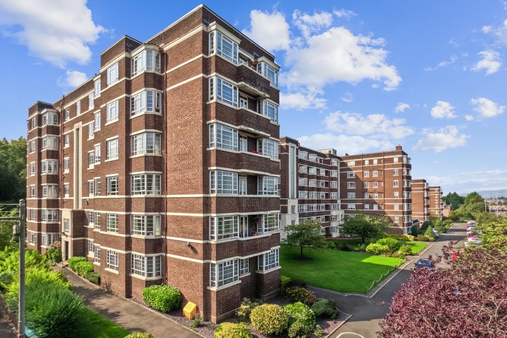 Kelvin Court, Kelvinside, Glasgow, G12 0AB 4 bed flat for sale £339,000
