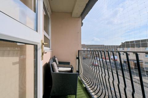 2 bedroom flat for sale, Archerhill Terrace, Flat 2/1, Knightswood, Glasgow, G13 4TA