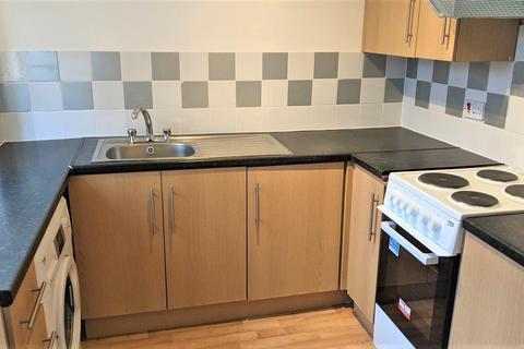 2 bedroom flat to rent, Grace Close, Pavilion Way, Edgware, Greater London, HA8