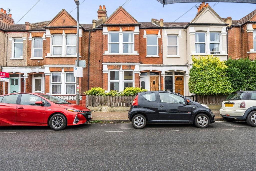 Bickley Street, Tooting 2 bed flat £525,000