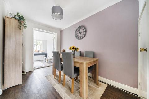 3 bedroom semi-detached house for sale - Carterton,  Oxfordshire,  OX18
