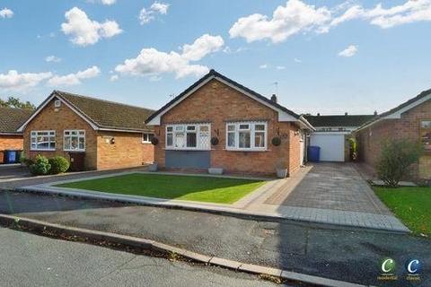 3 bedroom detached bungalow for sale - The Beeches, Rugeley, WS15 2QY