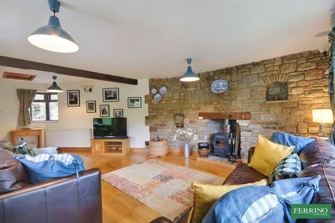 undefined, with 2 Bed Holiday Cottage, Kerne Bridge, Ross-on-Wye, Herefordshire. HR9 5QT