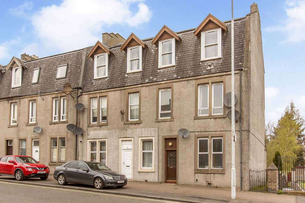 17 Station Road, Kelty, KY4 0BL 2 bed flat for sale £60,000