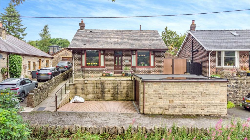 Rock Bank, Whaley Bridge, High Peak, Derbyshire, SK23 2 bed bungalow