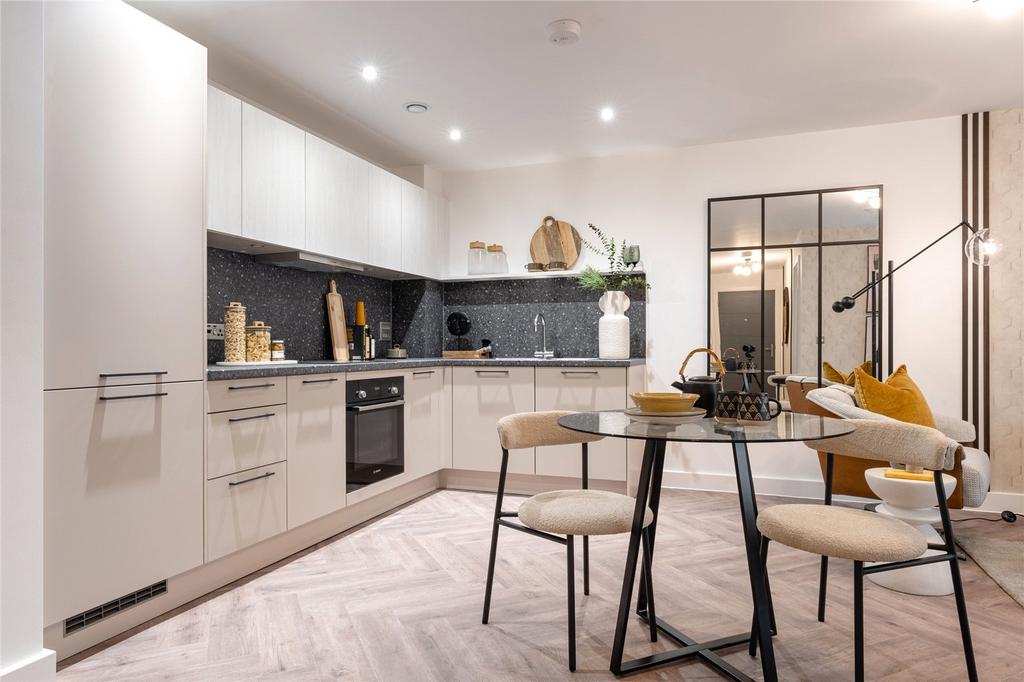 Show Apartment