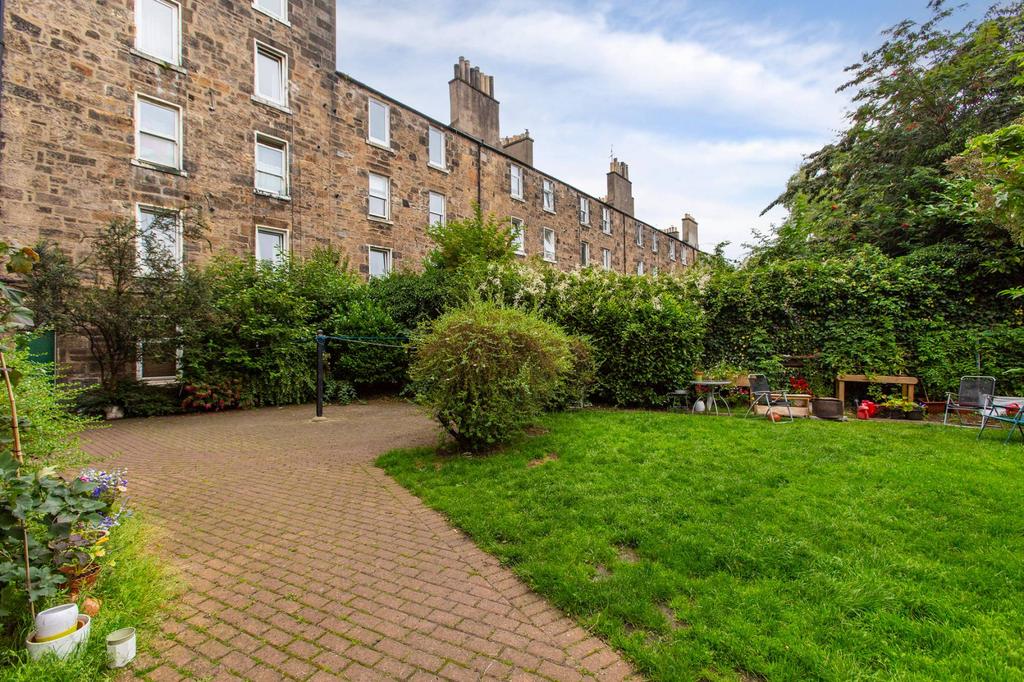 1/17 Salmond Place, Abbeyhill, Edinburgh, EH7 5ST 1 bed flat for sale