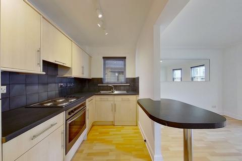 1 bedroom flat to rent - Hughenden Gardens, Glasgow, G12