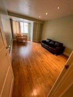 undefined, Park Street, Luton LU1