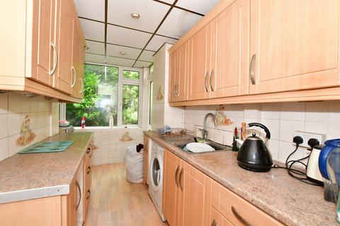 3 bedroom semi-detached house for sale - Oakfield Park Road, Dartford, Kent