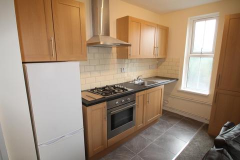 1 bedroom ground floor flat to rent - Flat 5 70 Mapperley Road, Mapperley Park, Nottingham, NG3 5AS