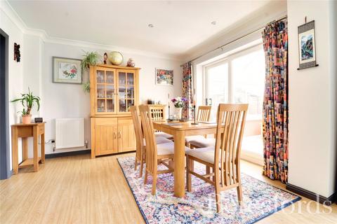 22 Bouvel Drive, Burnham-on-crouch, CM0 8TW