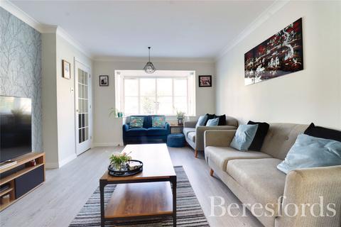 22 Bouvel Drive, Burnham-on-crouch, CM0 8TW
