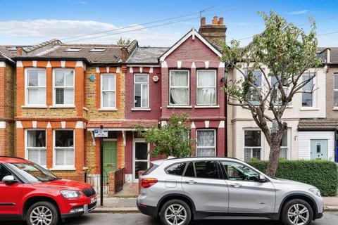 3 bedroom terraced house for sale - Cassiobury Road, London E17