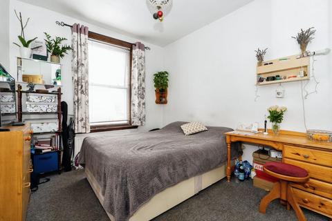 41 Cassiobury Road, London, E17 7JD