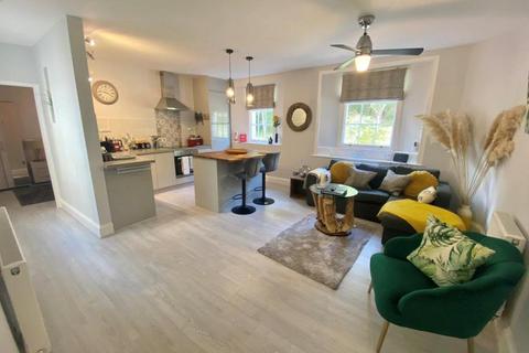 1 bedroom apartment to rent - Hesketh Crescent, Torquay, TQ1 2LJ