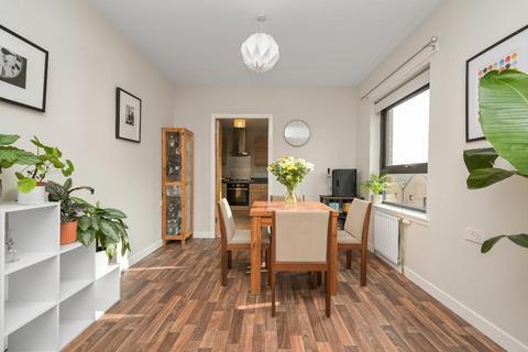 3 bedroom flat to rent, Garvald Street, Liberton, Edinburgh, EH16