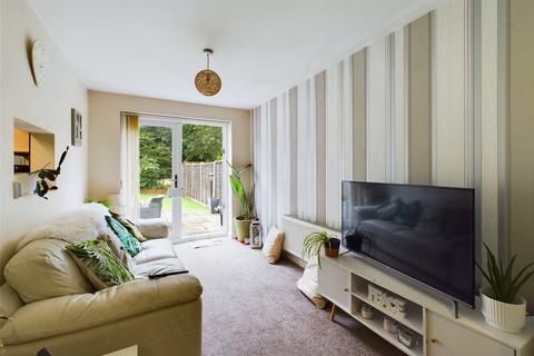18 Charlecote Avenue, Tuffley, Gloucester, GL4 0TH