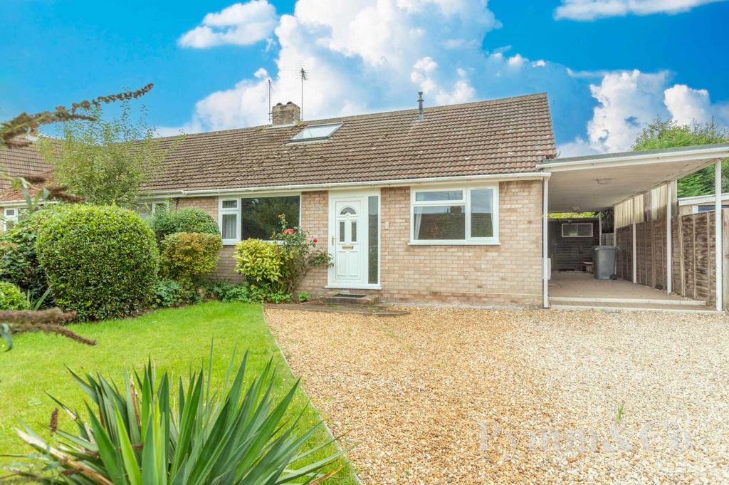 Angela Road, Norwich NR10 4 bed semidetached house for sale £285,000