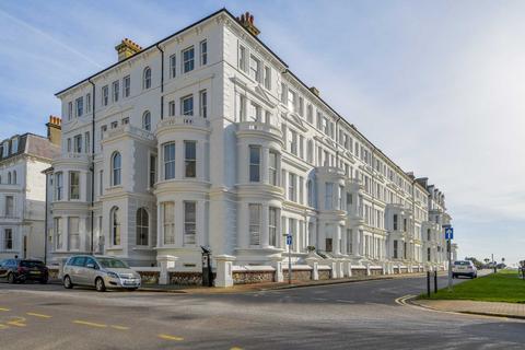 2 bedroom apartment for sale - Howard Square, Eastbourne