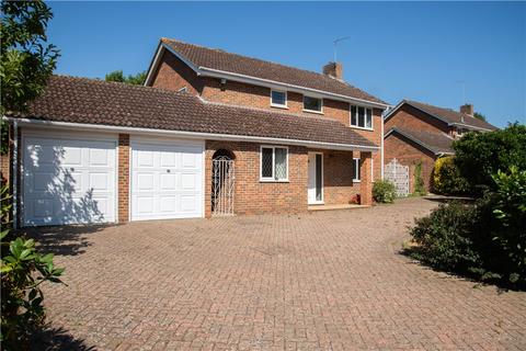 3 Bulkeley Close, Englefield Green, Egham, TW20 0NS