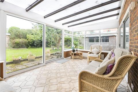 3 Bulkeley Close, Englefield Green, Egham, TW20 0NS