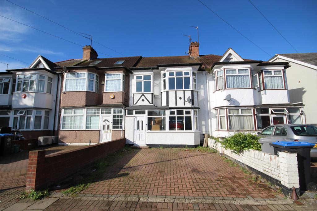 Watford Road, Wembley, Middlesex HA0 3 bed terraced house £2,500 pcm