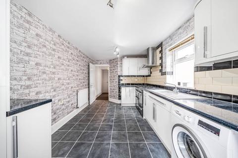5 bedroom semi-detached house to rent - Whitworth Road, Woolwich, London, SE18