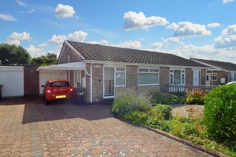 2 bedroom bungalow for sale - Alder Road, Wallsend, Tyne and Wear, NE28 9UA