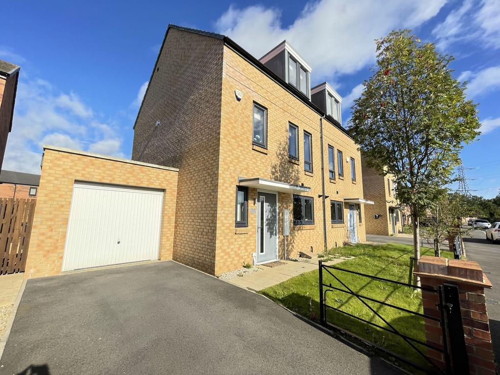 Colchester Street, Simonside, South... 3 bed semidetached house £210,000
