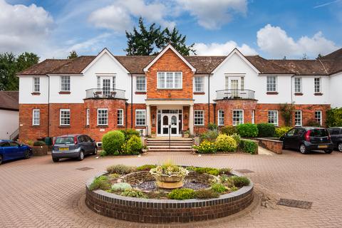 2 bedroom flat for sale - War Memorial Place, Henley-on-Thames RG9