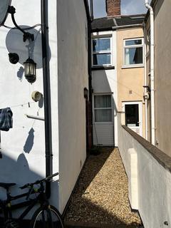 1 bedroom in a house share to rent, Bonhay Road, Exeter, EX4