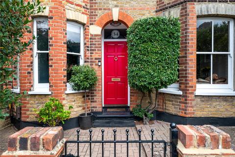 34 Bickley Crescent, Bromley, BR1 2DW