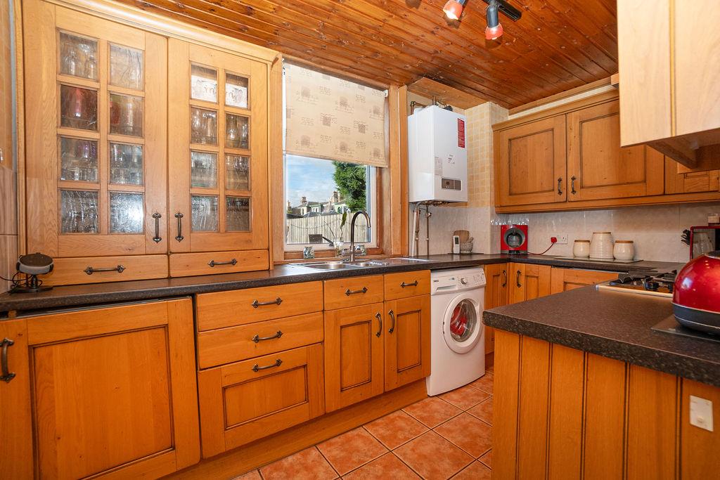 Philip St Kitchen 1