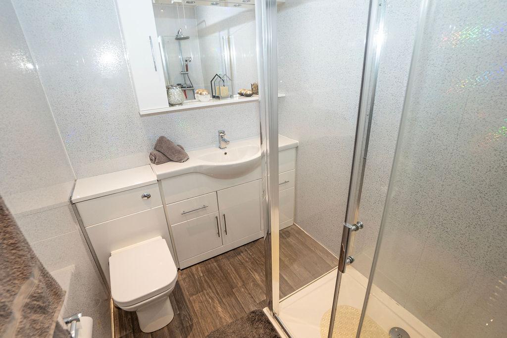 Philip St Bathroom 2