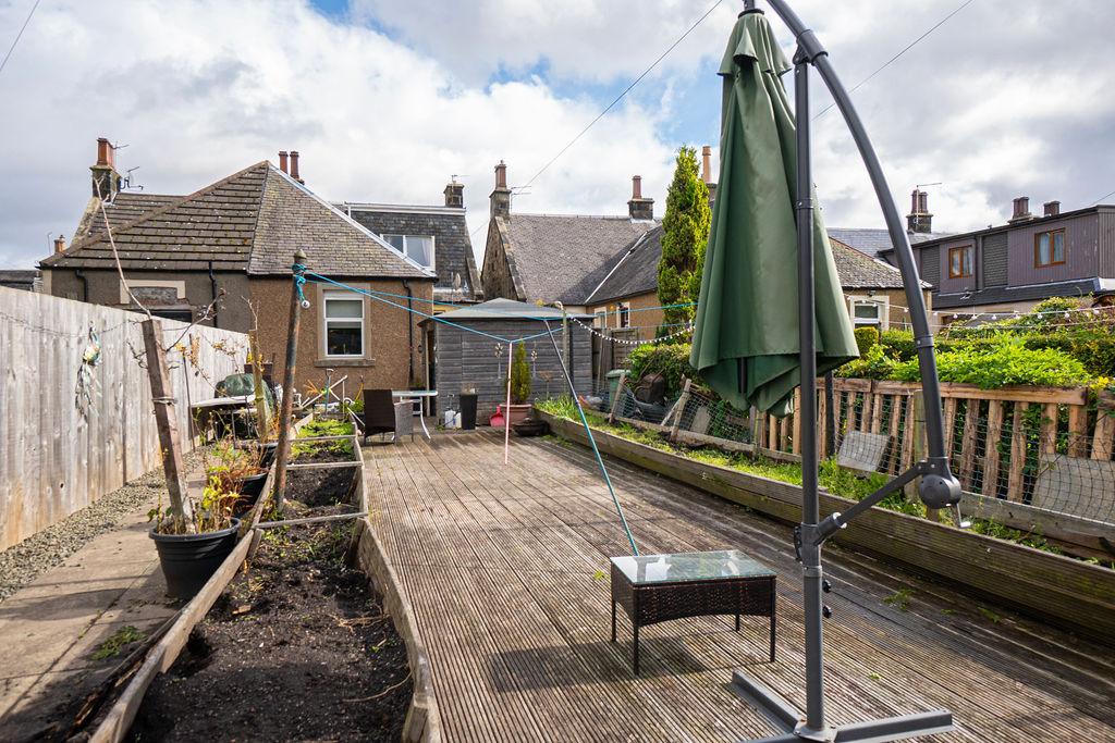 Philip St Garden 2