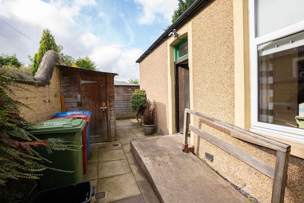 Philip St Garden 4