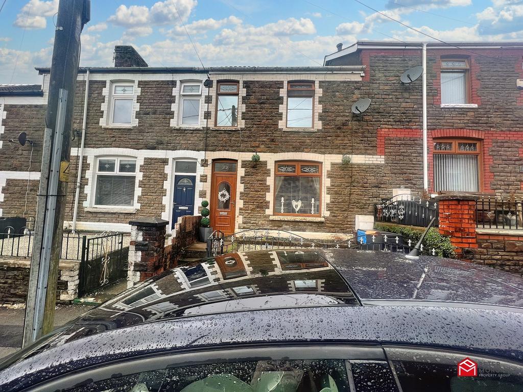 Kings Terrace, Maesteg, Bridgend.... 3 bed terraced house £125,000