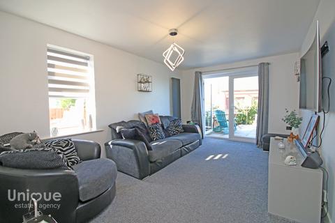 2 bedroom bungalow for sale, Quail Holme Road, Knott End, Poulton-le-Fylde, FY6