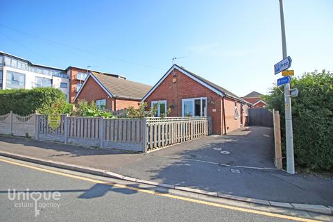 2 bedroom bungalow for sale, Quail Holme Road, Knott End, Poulton-le-Fylde, FY6