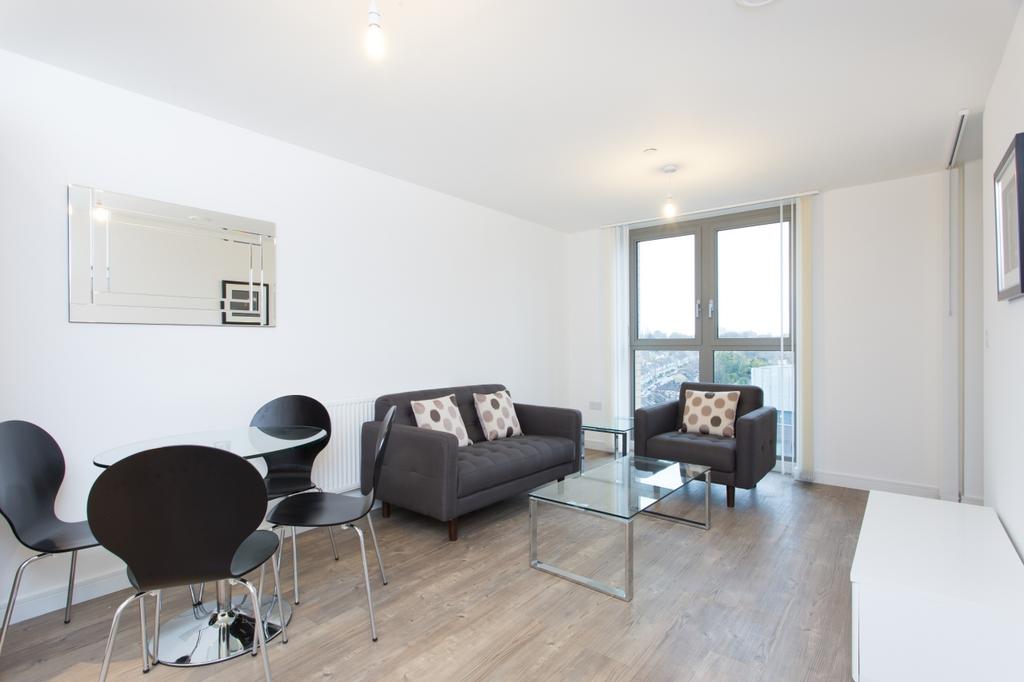 Roma Corte, Renaissance, Lewisham SE13 1 bed apartment - £1,755 pcm (£ ...