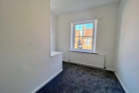 2 bedroom terraced house for sale, 38 Kidgate Louth LN11 9HN