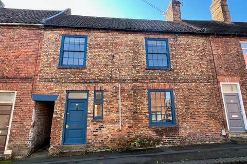 2 bedroom terraced house for sale, 38 Kidgate Louth LN11 9HN