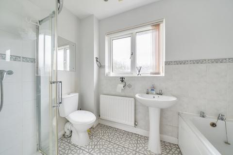 1 Collingcroft Close, Northampton, NN4 0BN