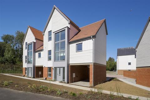 4 bedroom link detached house for sale, Cornflower, Conningbrook Lakes, Ashford